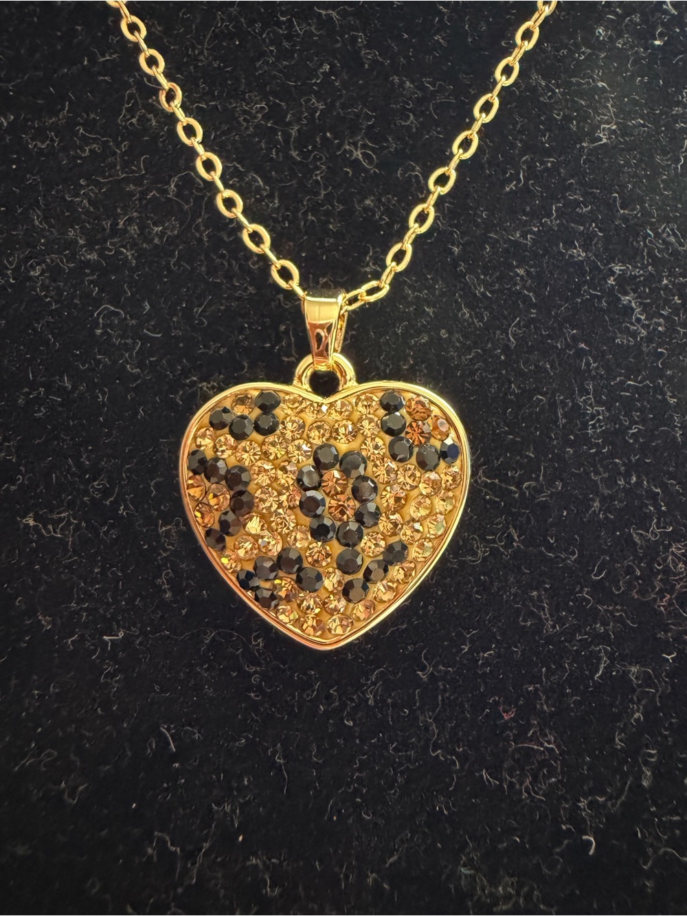 Gold Heart Pendant Necklace with Black Accent Stones - Unbranded - Picture 1 of 3